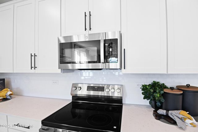 96025 COLLEGE Parkway, Fernandina Beach, FL 32034