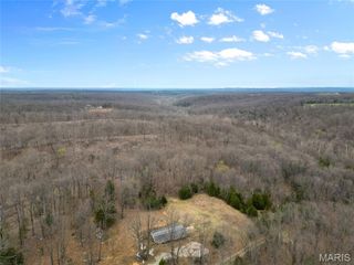 4700 Whippoorwill Ln, Festus, MO 63028
