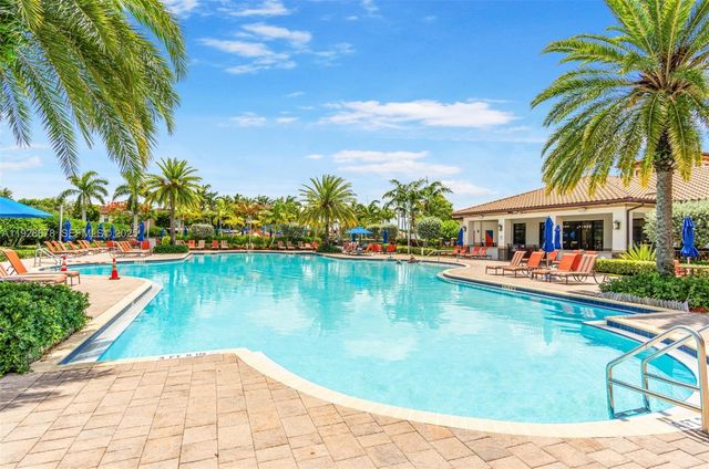 724 SE 37th Ave, Homestead, FL 33033