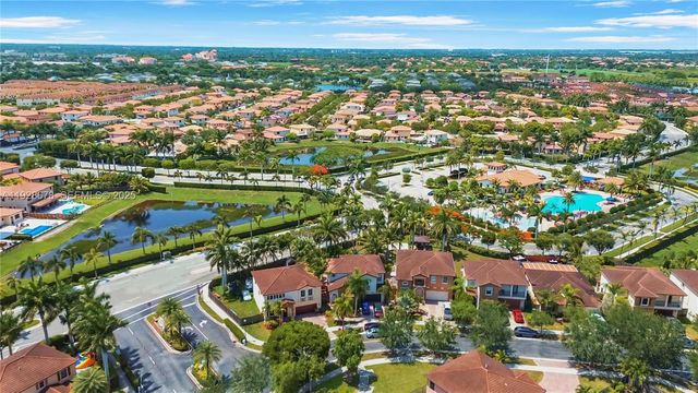 724 SE 37th Ave, Homestead, FL 33033