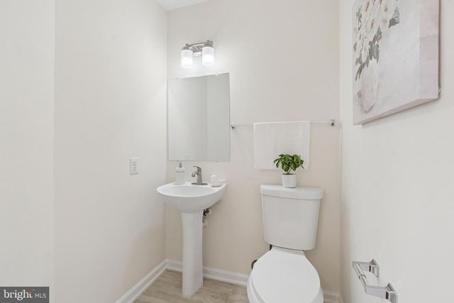 6350 RACETEC PL, Springfield, VA 22150