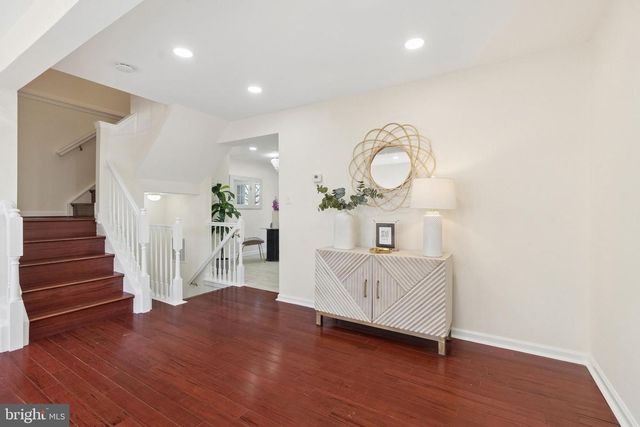 6350 RACETEC PL, Springfield, VA 22150