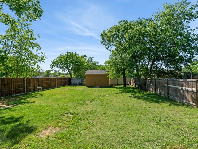 2316 Stalcup Road, Fort Worth, TX 76112