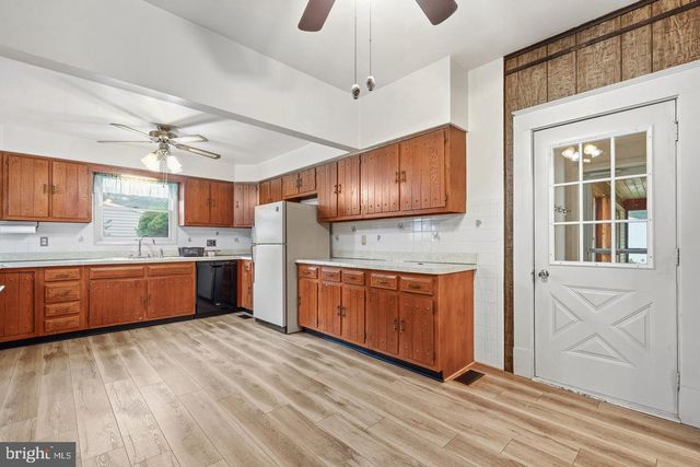 305 PROSPECT ST, La Plata, MD 20646