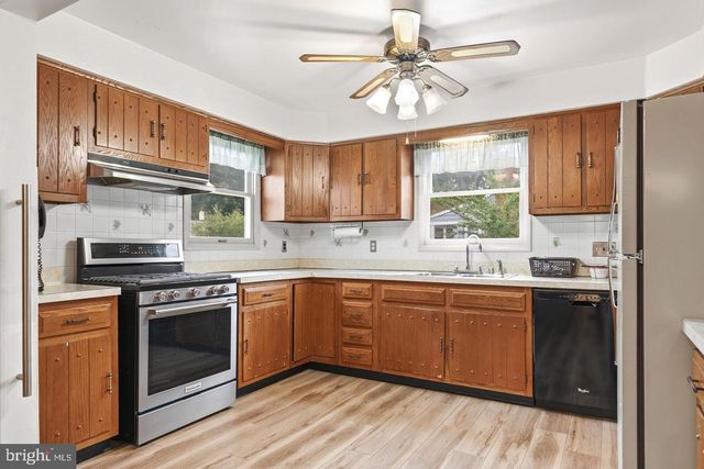 305 PROSPECT ST, La Plata, MD 20646