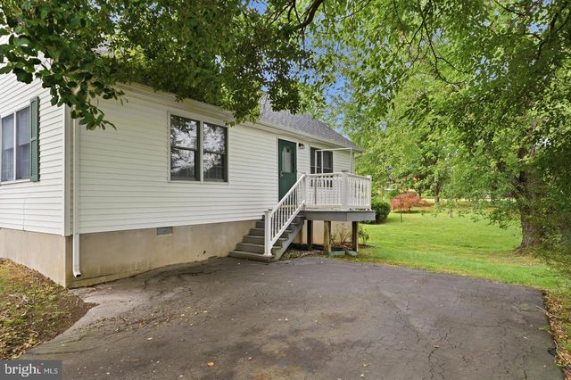 305 PROSPECT ST, La Plata, MD 20646