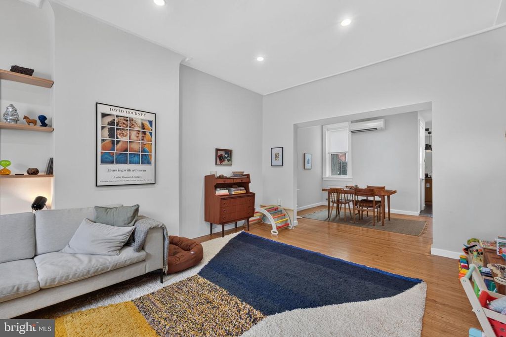 2335 S 13TH ST, PHILADELPHIA, PA 19148 — photo 5