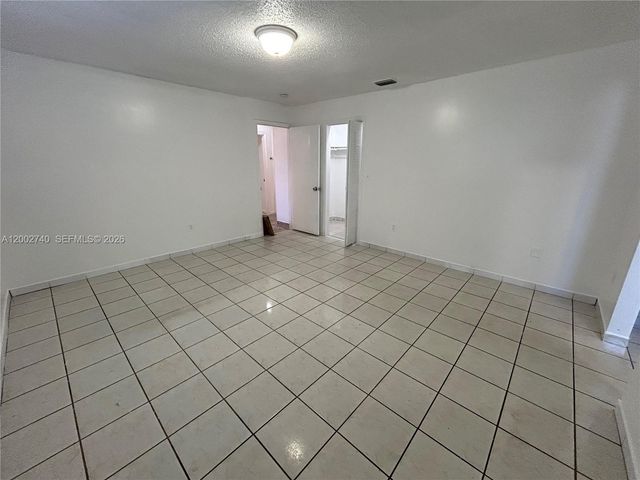 230 NW 51st Ave 230, Miami, FL 33126