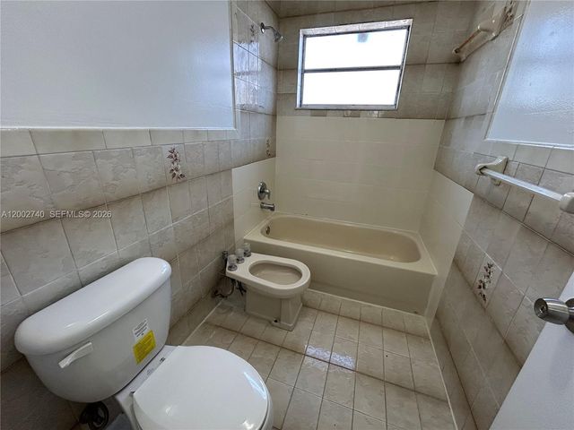 230 NW 51st Ave 230, Miami, FL 33126