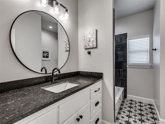 532 Dardanelle Pass, Edmond, OK 73025