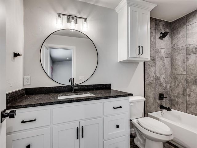 532 Dardanelle Pass, Edmond, OK 73025