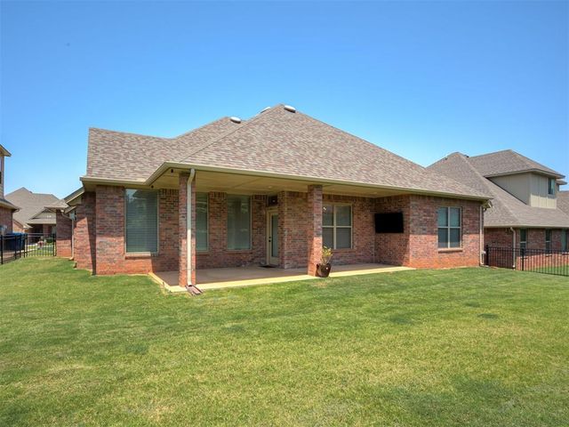 532 Dardanelle Pass, Edmond, OK 73025