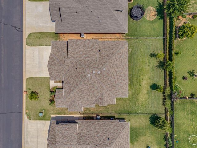 532 Dardanelle Pass, Edmond, OK 73025