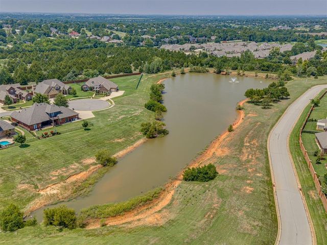 532 Dardanelle Pass, Edmond, OK 73025
