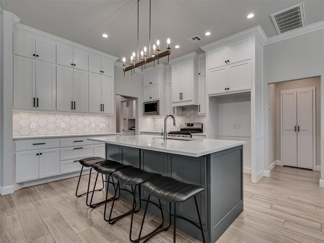 532 Dardanelle Pass, Edmond, OK 73025