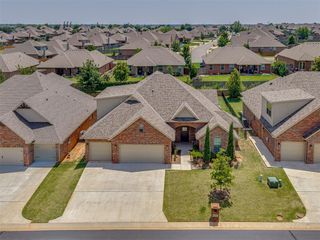 532 Dardanelle Pass, Edmond, OK 73025