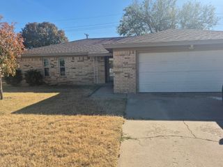 3211 94th Street, Lubbock, TX 79423