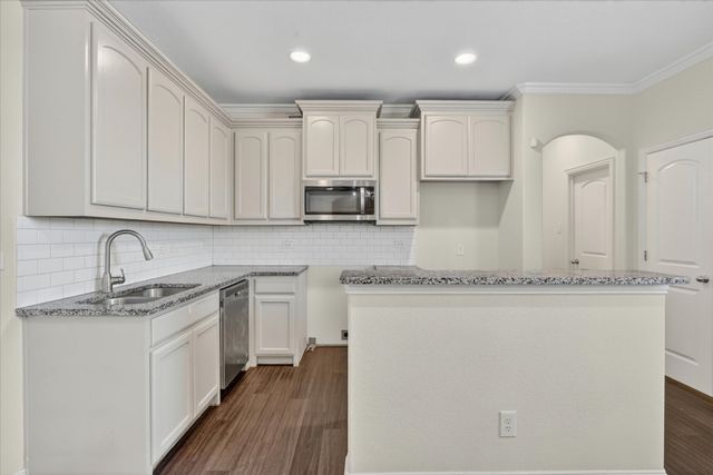 315 W Ohio Avenue, Dallas, TX 75224