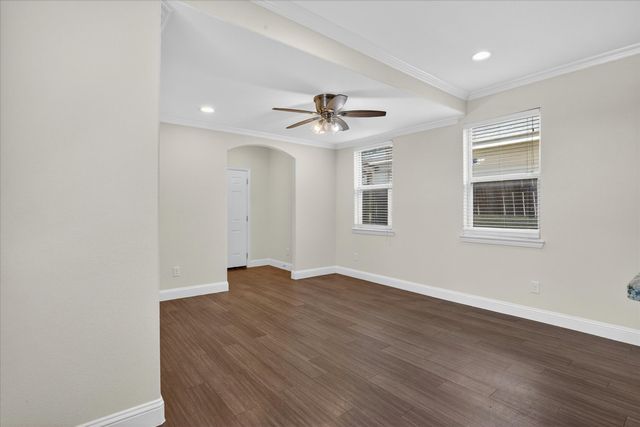 315 W Ohio Avenue, Dallas, TX 75224