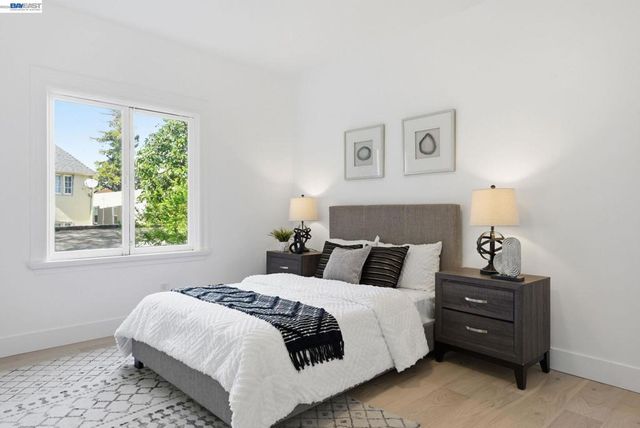 661 Brookwood Pl, Oakland, CA 94610