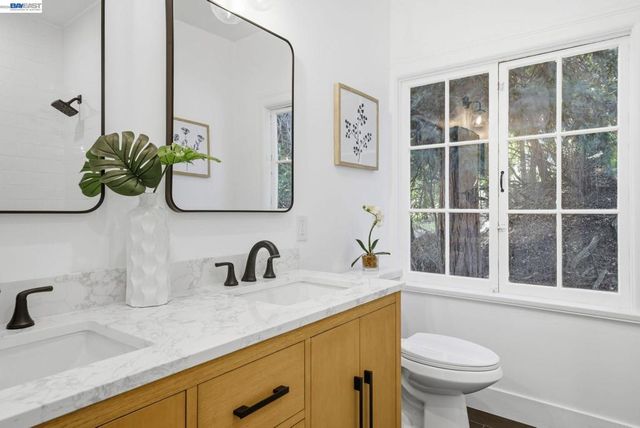 661 Brookwood Pl, Oakland, CA 94610