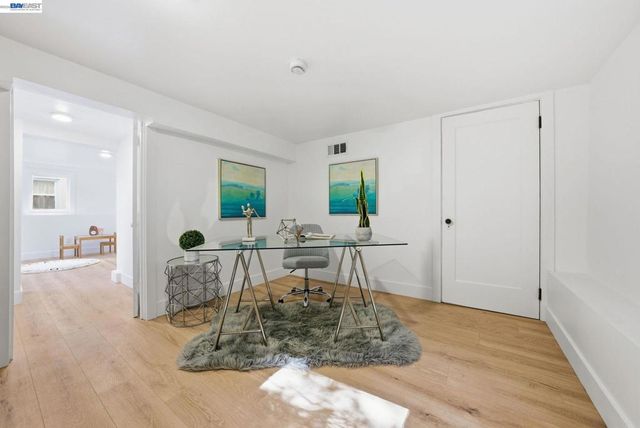 661 Brookwood Pl, Oakland, CA 94610