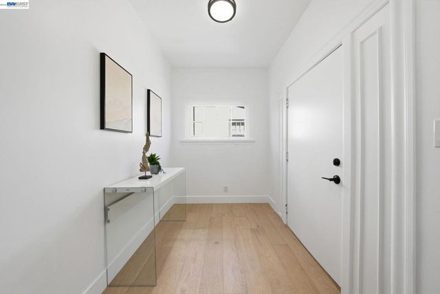 661 Brookwood Pl, Oakland, CA 94610