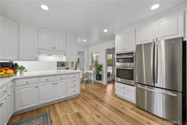 10206 Gothic, North Hills, CA 91343
