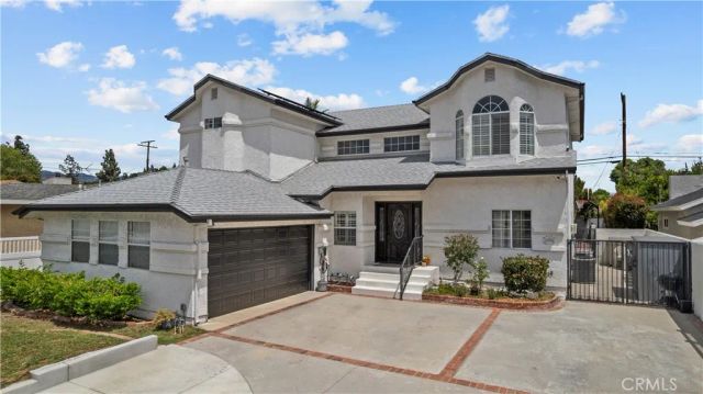 10206 Gothic, North Hills, CA 91343