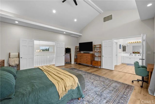 10206 Gothic, North Hills, CA 91343