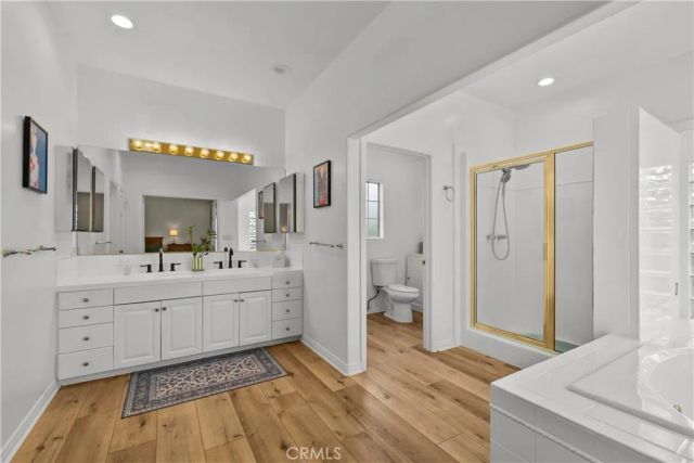 10206 Gothic, North Hills, CA 91343