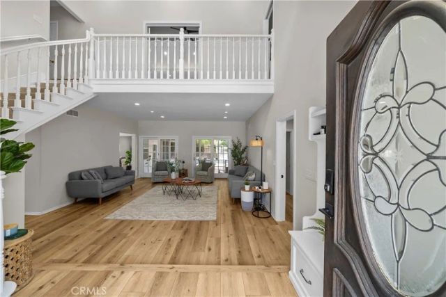 10206 Gothic, North Hills, CA 91343