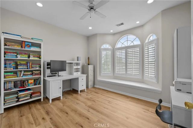 10206 Gothic, North Hills, CA 91343