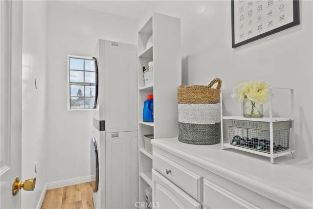 10206 Gothic, North Hills, CA 91343