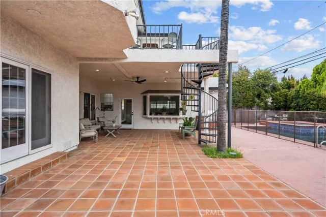 10206 Gothic, North Hills, CA 91343