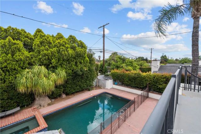 10206 Gothic, North Hills, CA 91343