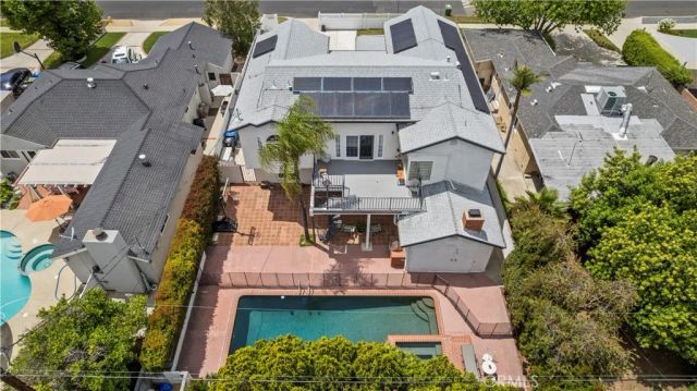 10206 Gothic, North Hills, CA 91343