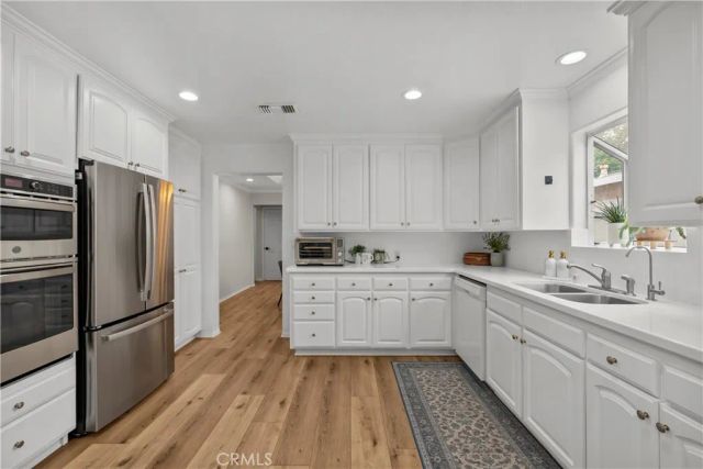 10206 Gothic, North Hills, CA 91343