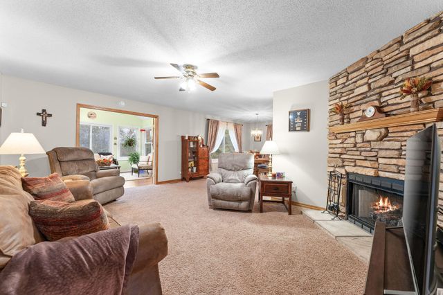 490 Fruit Farm Road, Hollister, MO 65672