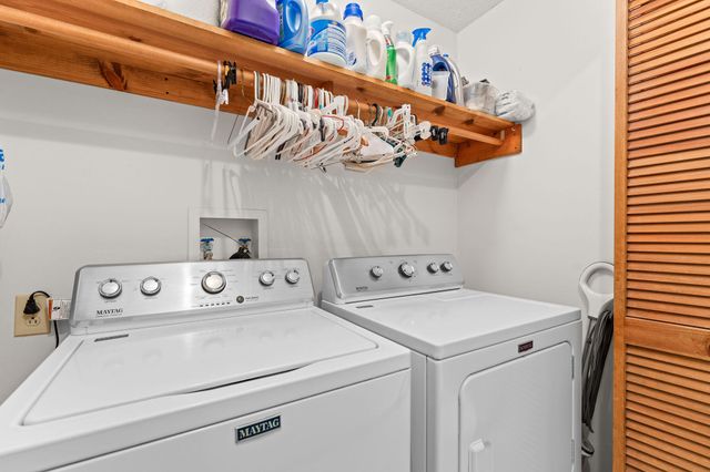 490 Fruit Farm Road, Hollister, MO 65672