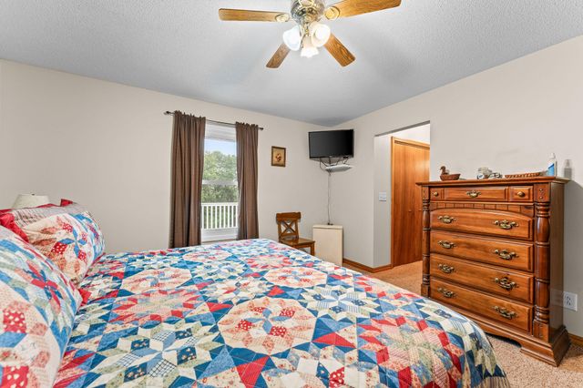 490 Fruit Farm Road, Hollister, MO 65672