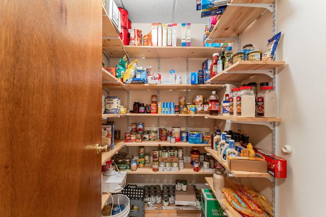 490 Fruit Farm Road, Hollister, MO 65672