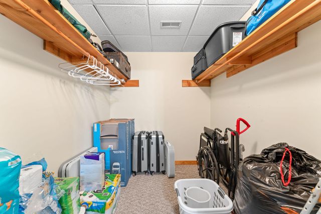 490 Fruit Farm Road, Hollister, MO 65672