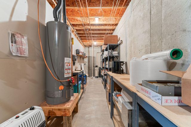 490 Fruit Farm Road, Hollister, MO 65672