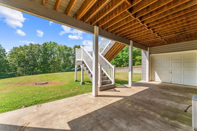 490 Fruit Farm Road, Hollister, MO 65672