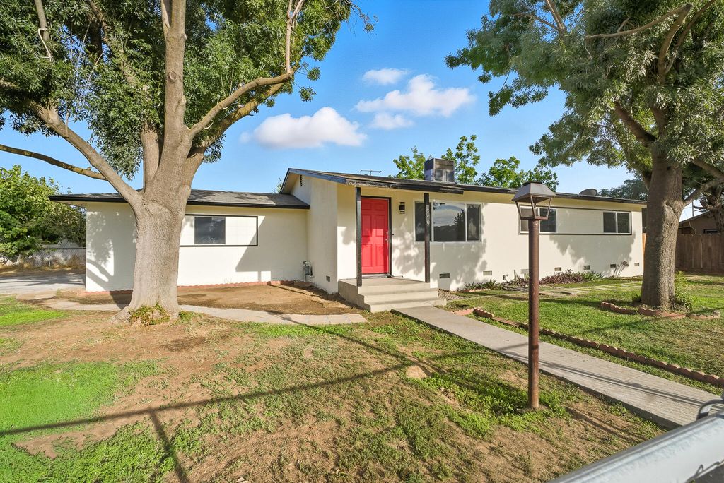 840 S F Street, Tulare, CA 93274