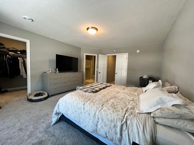 5021 Useppa Trail, Woodbury, MN 55129