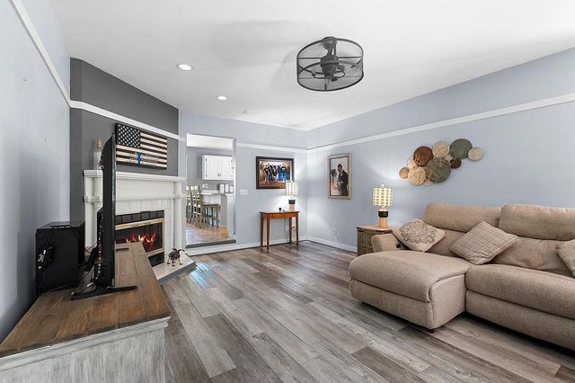 3272 LIBBY LANE, Green Bay, WI 54313