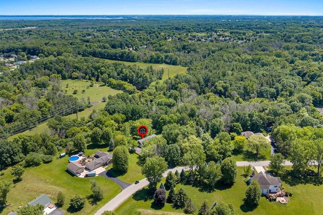 3272 LIBBY LANE, Green Bay, WI 54313
