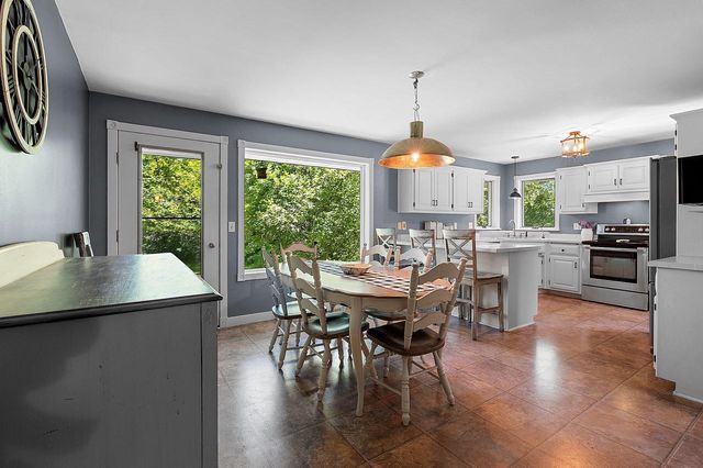 3272 LIBBY LANE, Green Bay, WI 54313